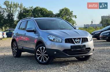 Позашляховик / Кросовер Nissan Qashqai 2012 в Стрию