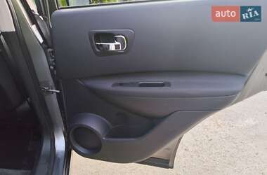 Внедорожник / Кроссовер Nissan Qashqai 2011 в 