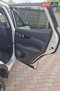 Внедорожник / Кроссовер Nissan Qashqai 2014 в 