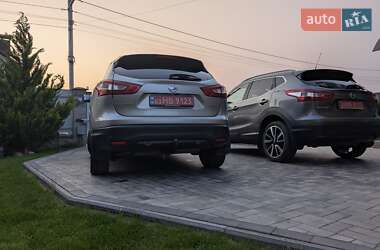 Внедорожник / Кроссовер Nissan Qashqai 2015 в 