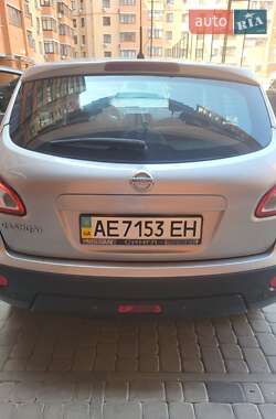 Внедорожник / Кроссовер Nissan Qashqai 2010 в 