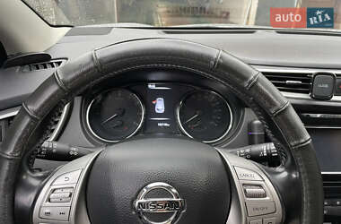 Позашляховик / Кросовер Nissan Qashqai 2017 в 