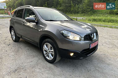 Внедорожник / Кроссовер Nissan Qashqai 2013 в 