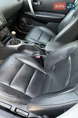 Внедорожник / Кроссовер Nissan Qashqai 2013 в 