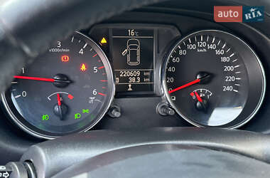 Внедорожник / Кроссовер Nissan Qashqai 2011 в 