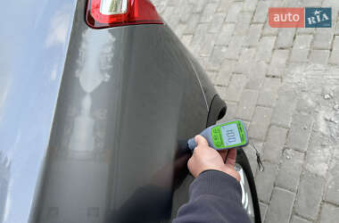 Внедорожник / Кроссовер Nissan Qashqai 2011 в 