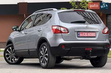 Внедорожник / Кроссовер Nissan Qashqai 2010 в 