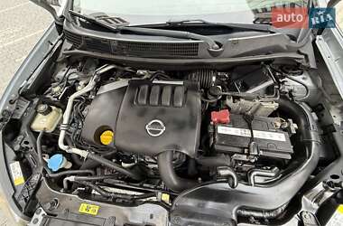 Внедорожник / Кроссовер Nissan Qashqai 2010 в 