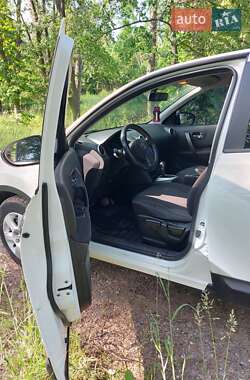 Внедорожник / Кроссовер Nissan Qashqai 2012 в 