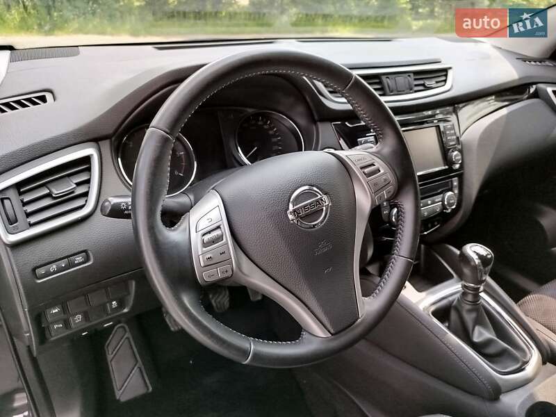 Внедорожник / Кроссовер Nissan Qashqai 2016 в Красилове