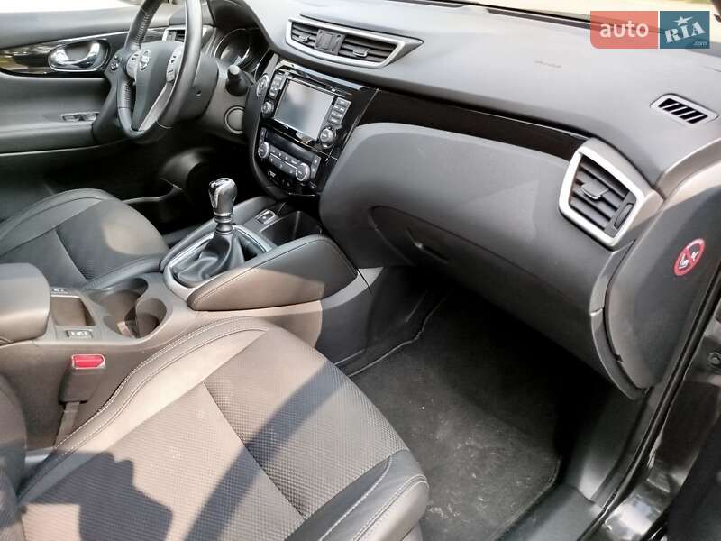 Внедорожник / Кроссовер Nissan Qashqai 2016 в Красилове