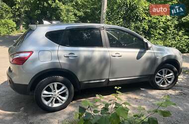 Внедорожник / Кроссовер Nissan Qashqai 2011 в 