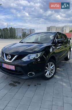 Позашляховик / Кросовер Nissan Qashqai 2015 в Черкасах