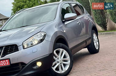 Внедорожник / Кроссовер Nissan Qashqai 2011 в 