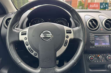 Внедорожник / Кроссовер Nissan Qashqai 2011 в 