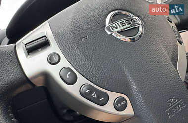 Внедорожник / Кроссовер Nissan Qashqai 2011 в 