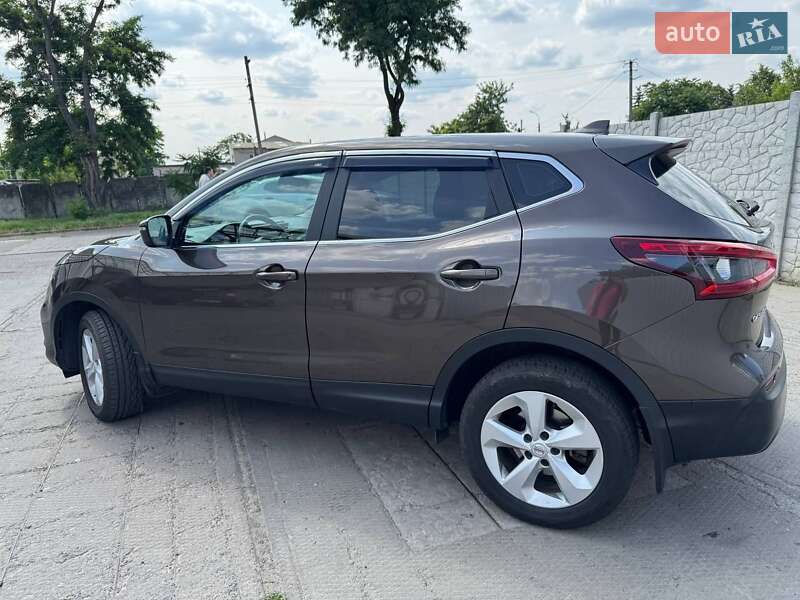 Внедорожник / Кроссовер Nissan Qashqai 2018 в Александрие