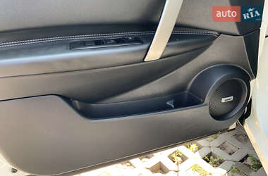 Внедорожник / Кроссовер Nissan Qashqai 2012 в 