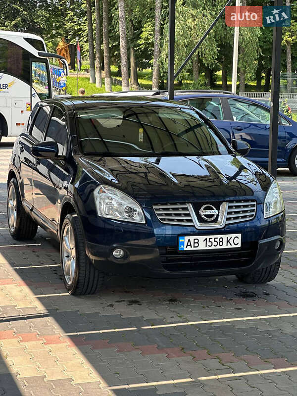 Внедорожник / Кроссовер Nissan Qashqai 2010 в 