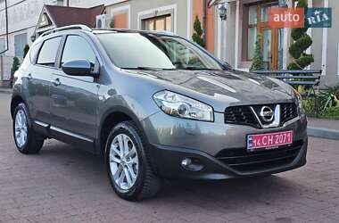 Позашляховик / Кросовер Nissan Qashqai 2014 в Стрию