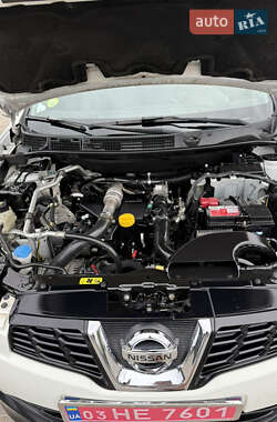 Внедорожник / Кроссовер Nissan Qashqai 2011 в 