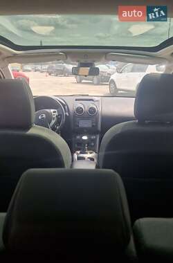 Внедорожник / Кроссовер Nissan Qashqai 2012 в 