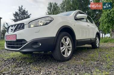 Внедорожник / Кроссовер Nissan Qashqai 2011 в 