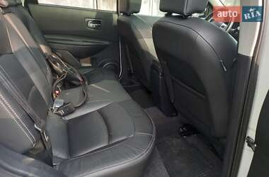 Внедорожник / Кроссовер Nissan Qashqai 2011 в 