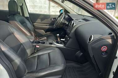 Внедорожник / Кроссовер Nissan Qashqai 2011 в 