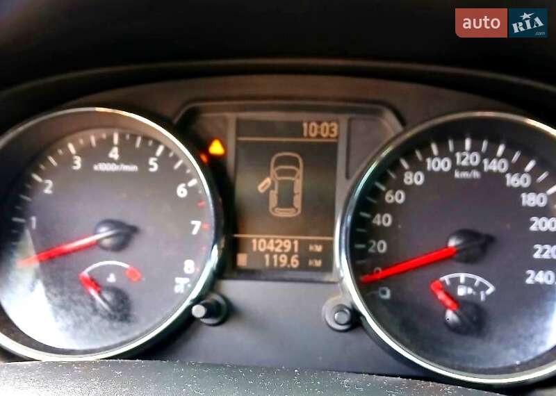 Внедорожник / Кроссовер Nissan Qashqai 2010 в Чугуеве