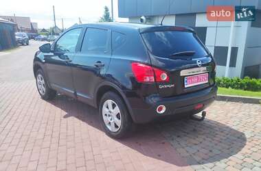 Внедорожник / Кроссовер Nissan Qashqai 2009 в 