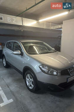 Внедорожник / Кроссовер Nissan Qashqai 2013 в 