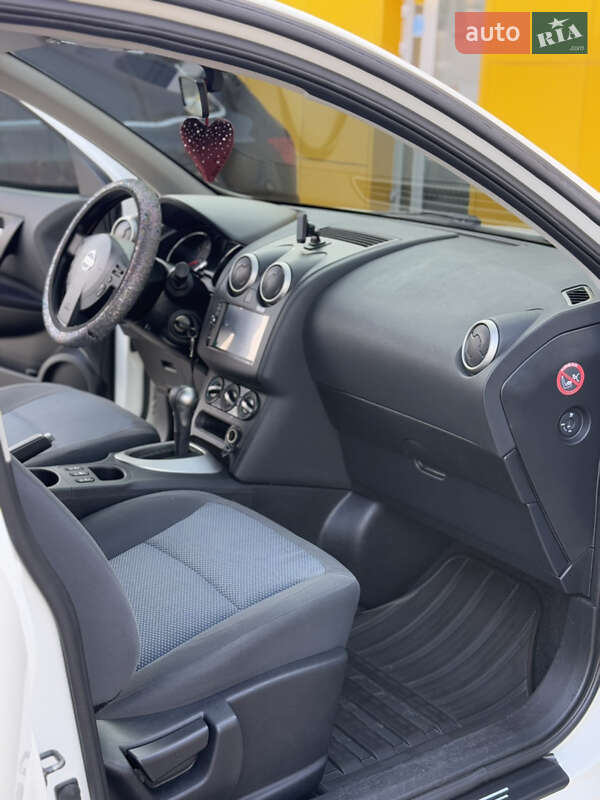 Внедорожник / Кроссовер Nissan Qashqai 2013 в Сарнах