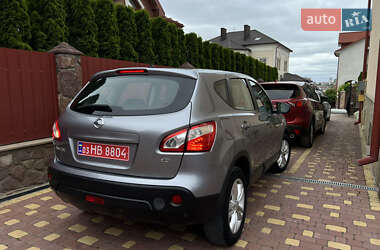 Внедорожник / Кроссовер Nissan Qashqai 2010 в 