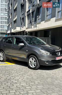 Внедорожник / Кроссовер Nissan Qashqai 2012 в Ивано-Франковске