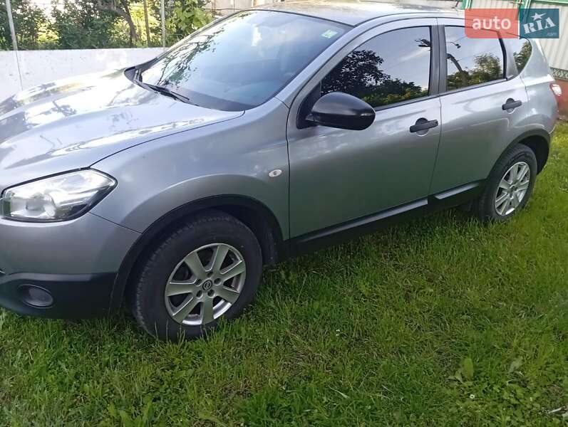 Внедорожник / Кроссовер Nissan Qashqai 2011 в Виннице