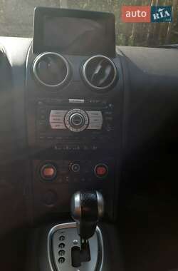 Внедорожник / Кроссовер Nissan Qashqai 2008 в 
