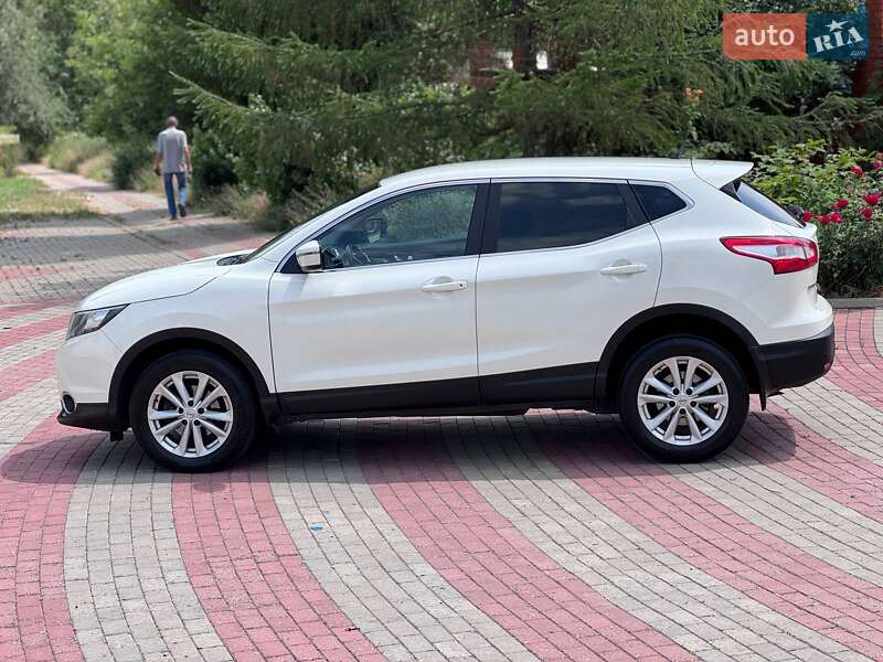 Позашляховик / Кросовер Nissan Qashqai 2017 в Запоріжжі
