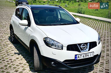 Внедорожник / Кроссовер Nissan Qashqai 2012 в 