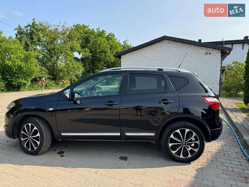 Внедорожник / Кроссовер Nissan Qashqai 2012 в Ивано-Франковске