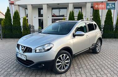 Позашляховик / Кросовер Nissan Qashqai 2010 в Стрию