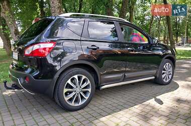 Позашляховик / Кросовер Nissan Qashqai 2010 в Львові