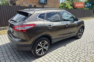 Внедорожник / Кроссовер Nissan Qashqai 2015 в Бердичеве