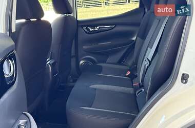 Внедорожник / Кроссовер Nissan Qashqai 2018 в 