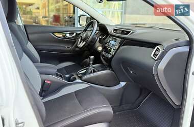 Внедорожник / Кроссовер Nissan Qashqai 2018 в 