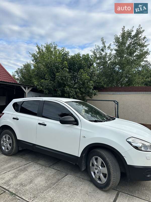 Внедорожник / Кроссовер Nissan Qashqai 2012 в Берегово