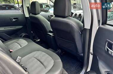 Позашляховик / Кросовер Nissan Qashqai 2010 в 