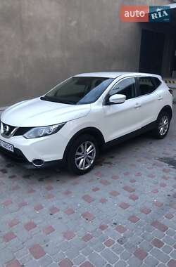 Внедорожник / Кроссовер Nissan Qashqai 2014 в Городке