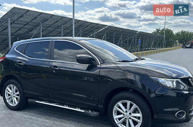 Внедорожник / Кроссовер Nissan Qashqai 2016 в 
