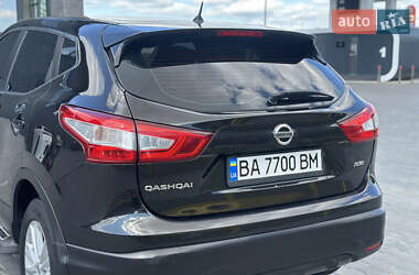 Внедорожник / Кроссовер Nissan Qashqai 2016 в 